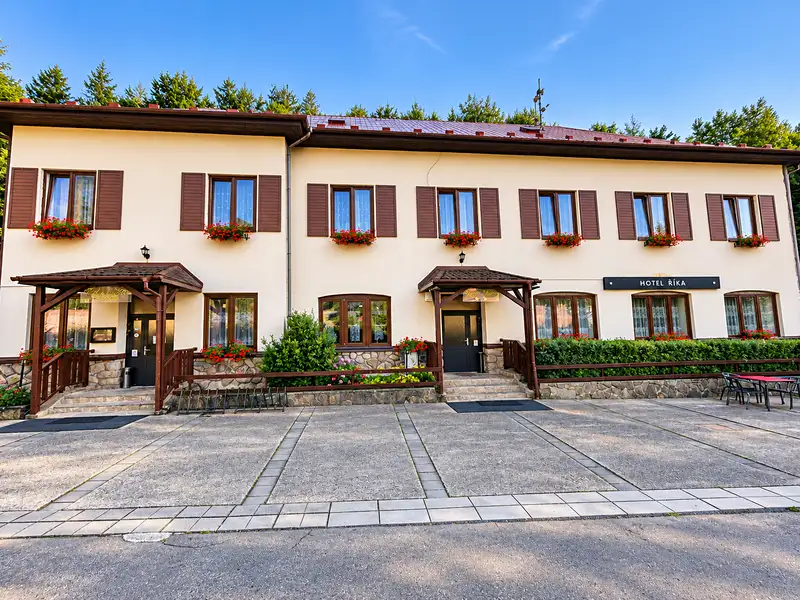Prodej ubytovacího zařízení 550 m², Chvalčov – náhled fotky 2