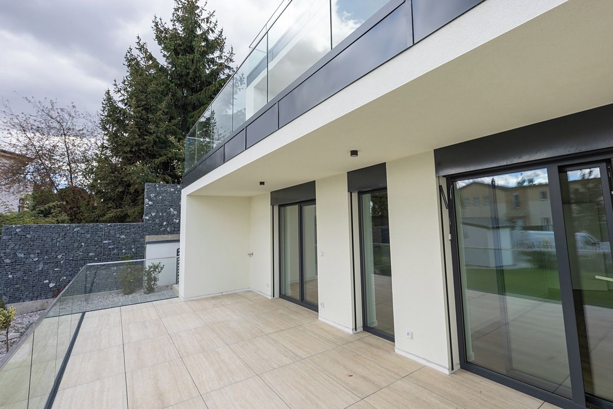 Pronájem bytu 3+kk 83 m² – fotografie 2