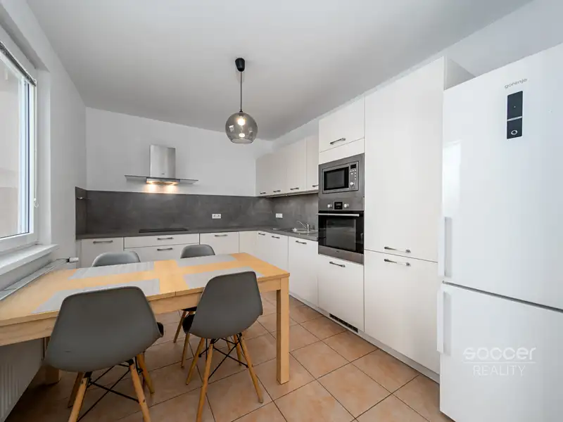 Prodej bytu 3+1 69 m², Nehvizdy – náhled fotky 2
