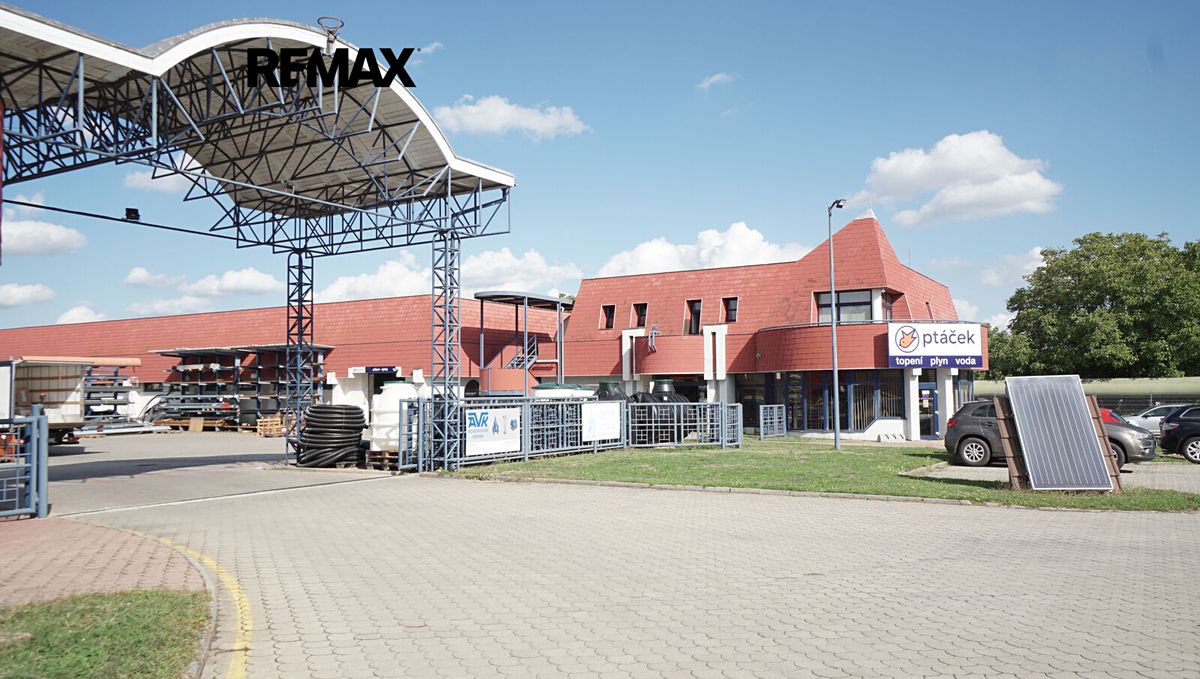 Pronájem skladového prostoru 2299 m²