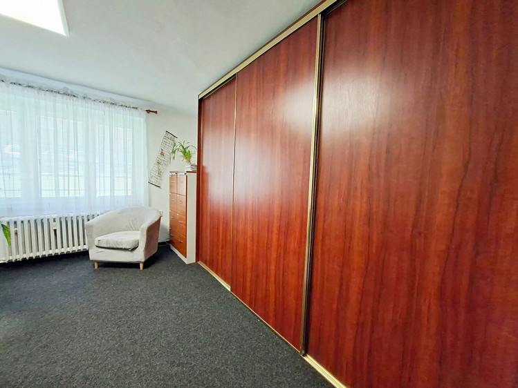Pronájem komerčního prostoru, 56 m² (7 z 17)