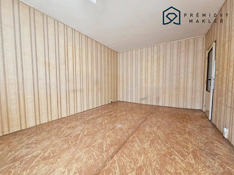 Prodej bytu 3+1 82 m², Louny – náhled fotky 3
