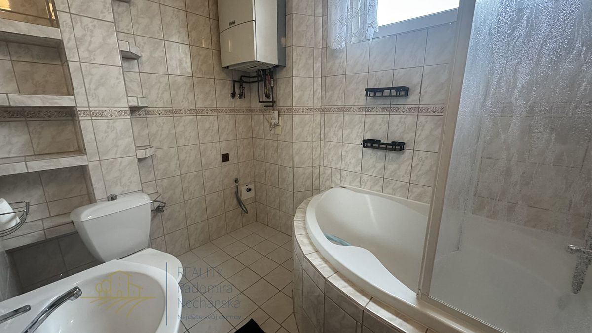 Pronájem bytu 2+kk 50 m² – fotografie 5