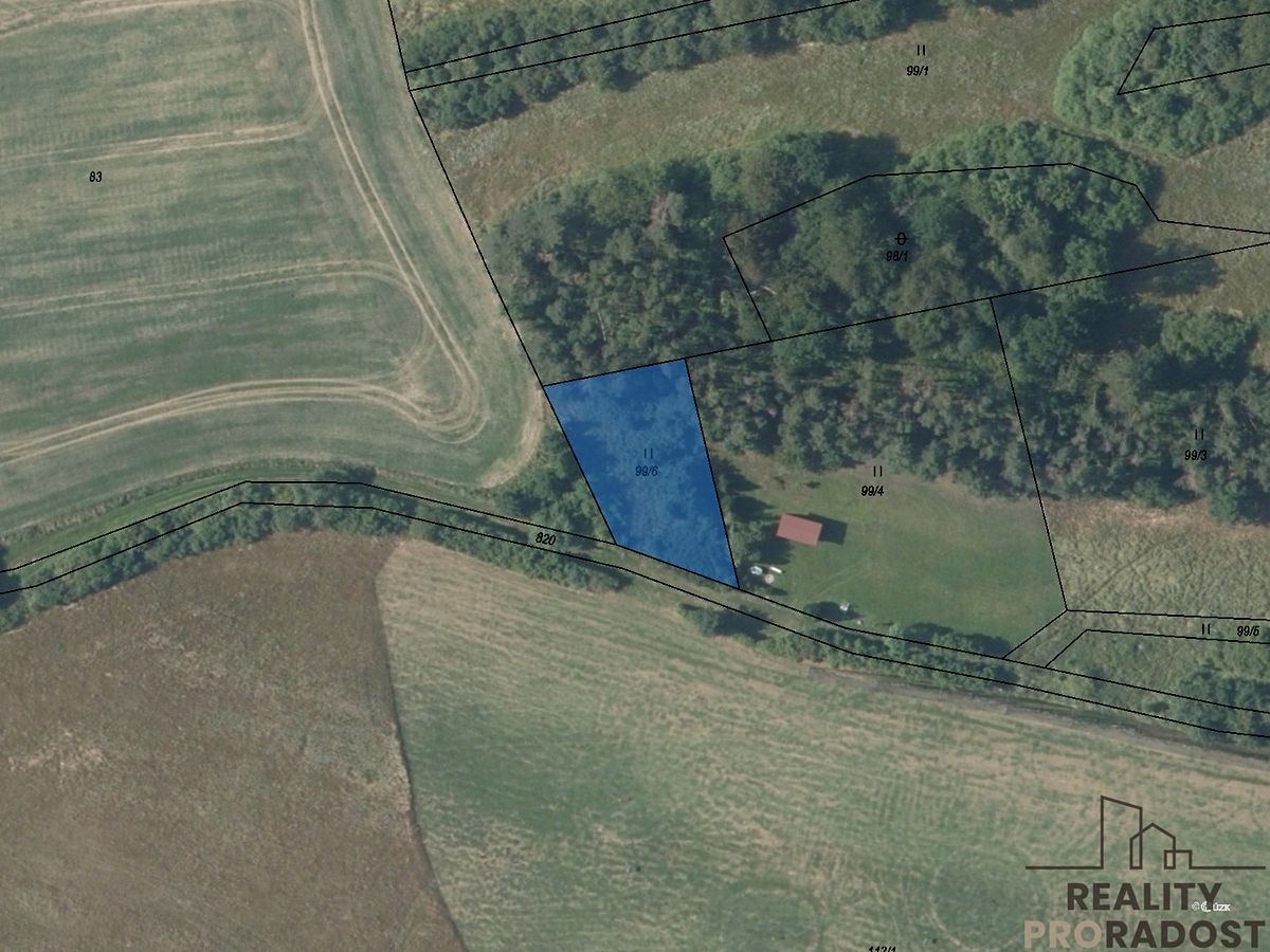 Prodej pozemku 670 m²