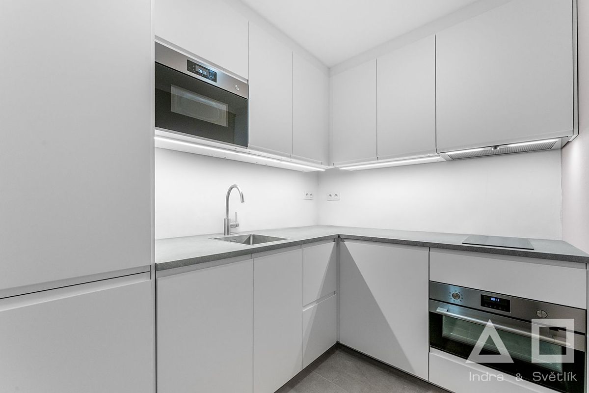 Pronájem bytu 2+kk 43 m² – fotografie 4