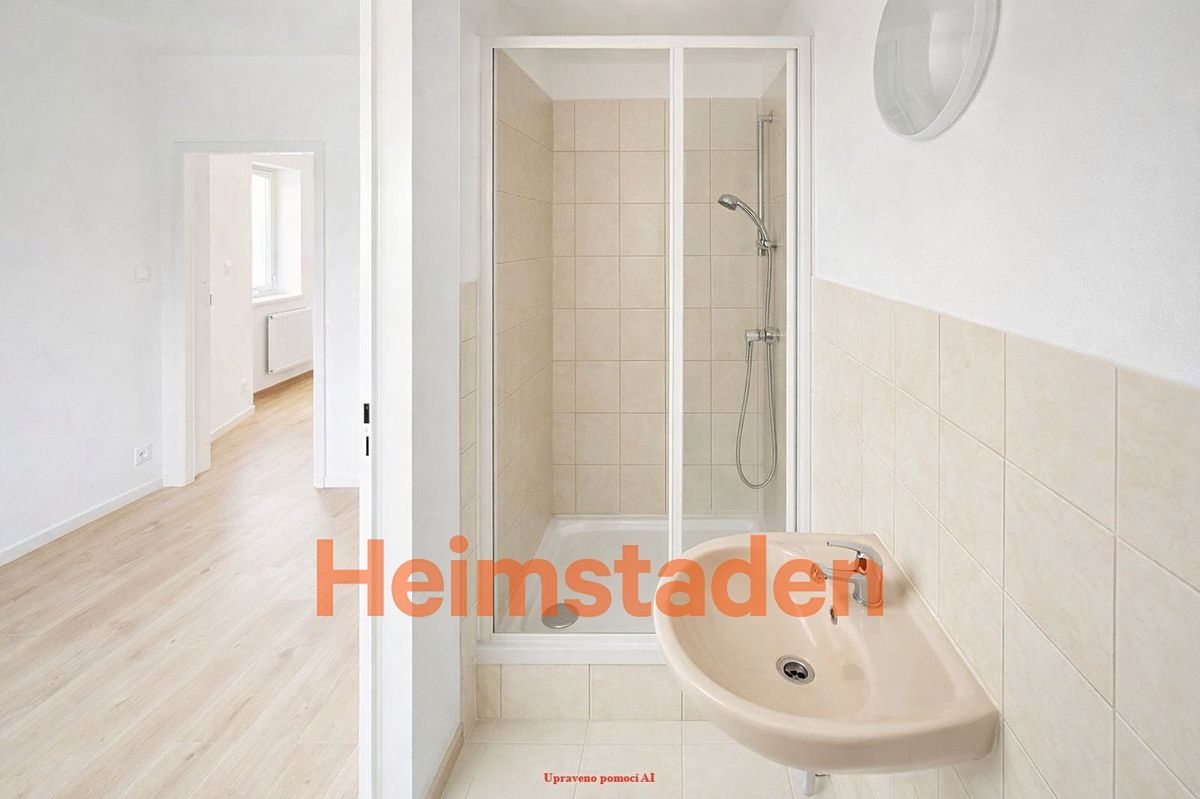 Pronájem bytu 2+1 52 m² – fotografie 4