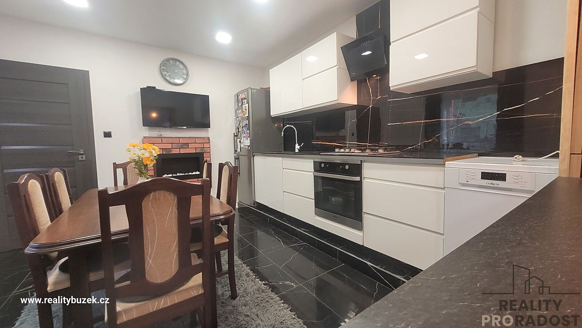 Prodej vícegeneračního domu 230 m², pozemek 309 m²