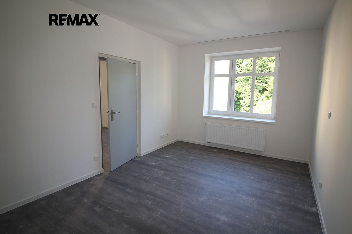 Pronájem bytu 2+kk 47 m² – fotografie 3