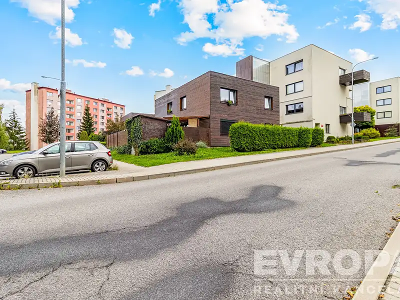 Prodej rodinného domu 104 m², pozemek 174 m², Jihlava – náhled fotky 1