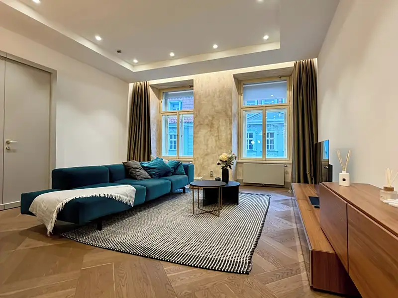 Pronájem bytu 3+1 138 m², Praha – náhled fotky 2