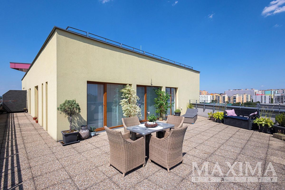 Prodej bytu 4+kk 189 m²