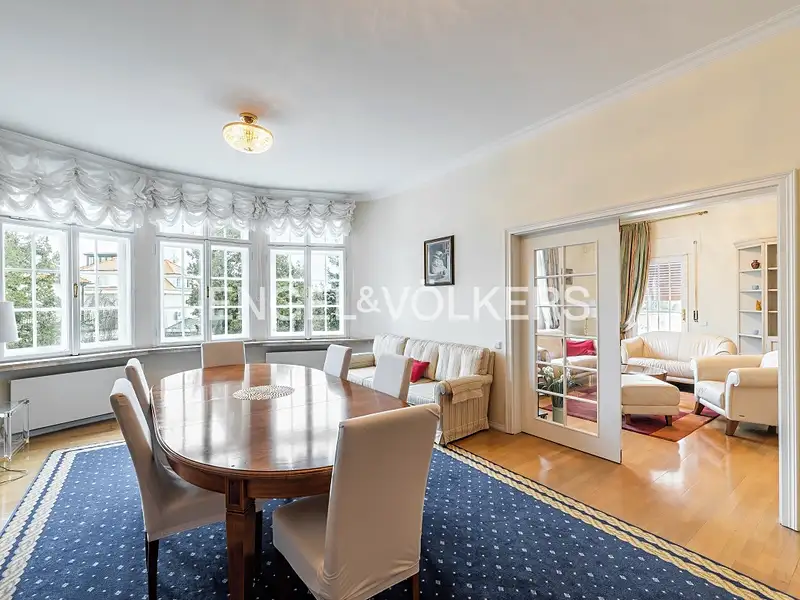 Pronájem bytu 4+1 150 m², Praha – náhled fotky 1