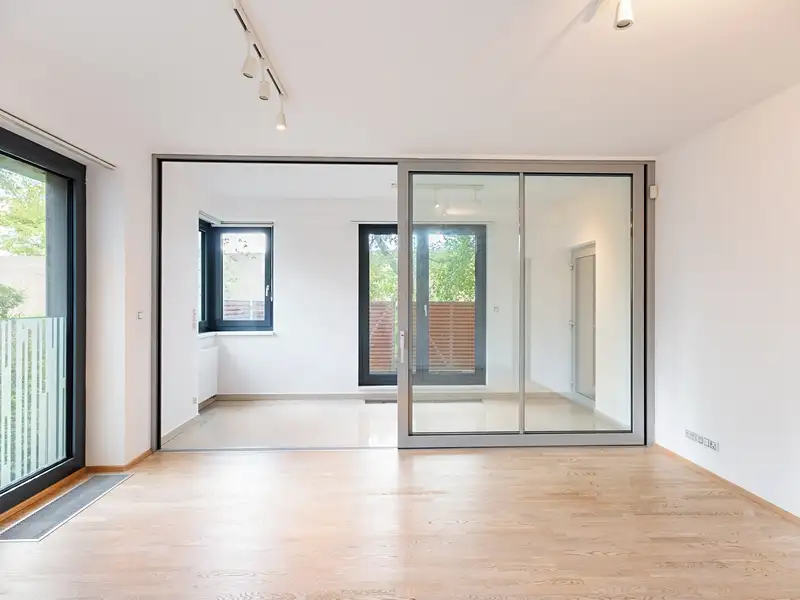 Pronájem bytu 2+kk 66 m², Praha – náhled fotky 3