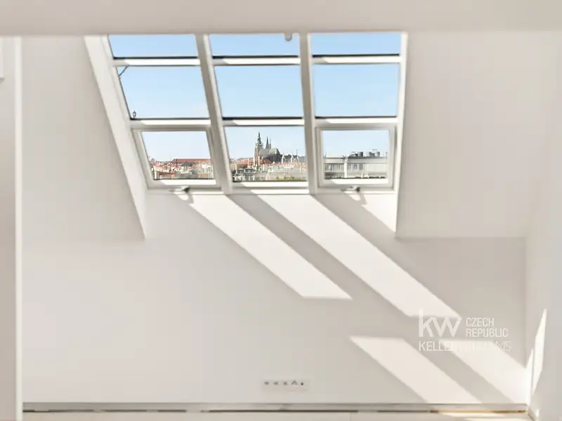 Prodej bytu 4+kk 165 m², Praha – náhled fotky 1