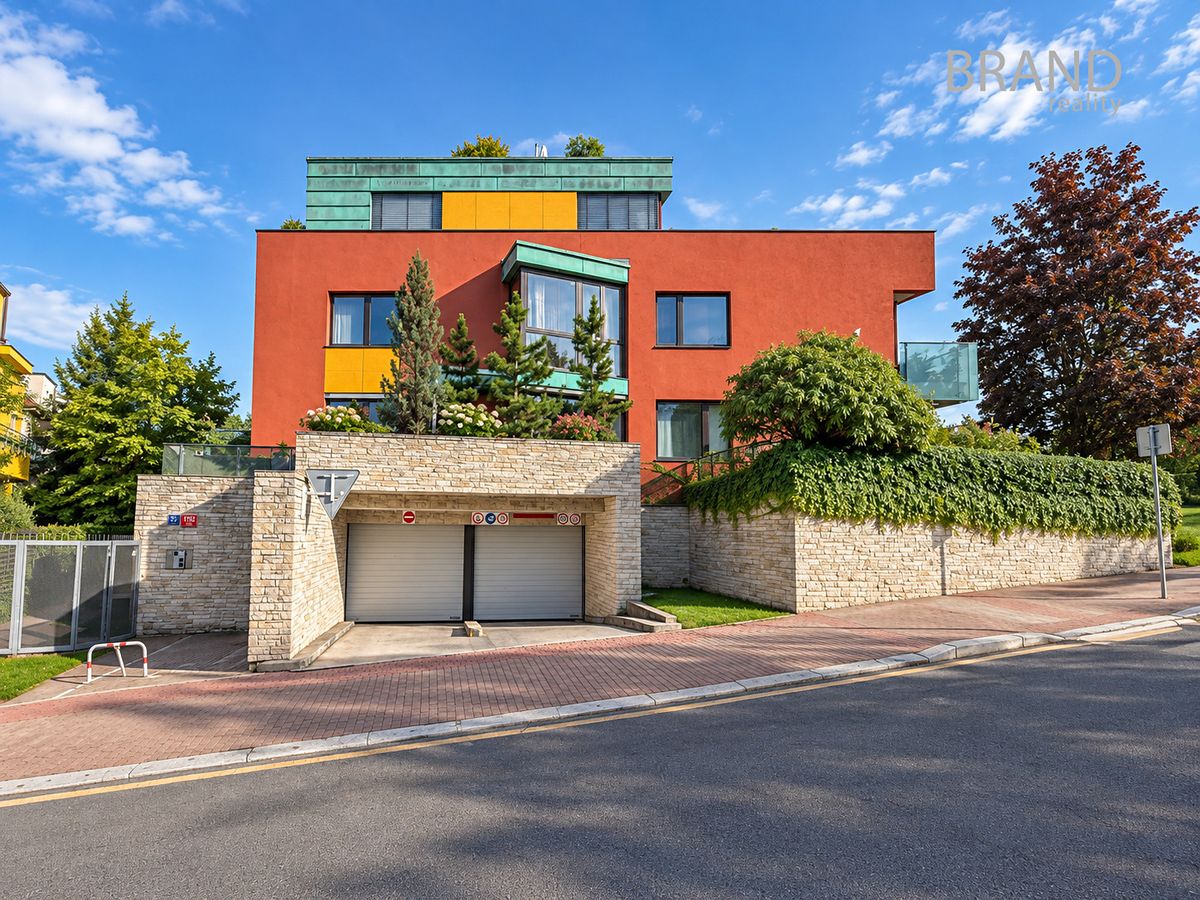 Pronájem bytu 2+kk 56 m²