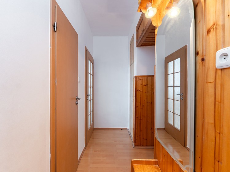 Pronájem bytu 2+kk, 53 m² (17 z 32)