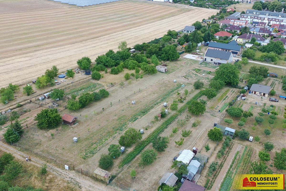 Prodej stavebního pozemku 1179 m²