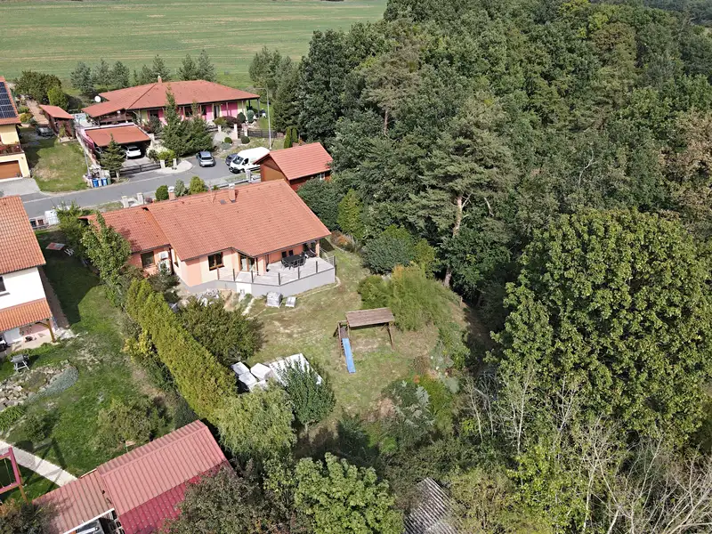 Pronájem rodinného domu 106 m², pozemek 1000 m², Horšovský Týn – náhled fotky 2