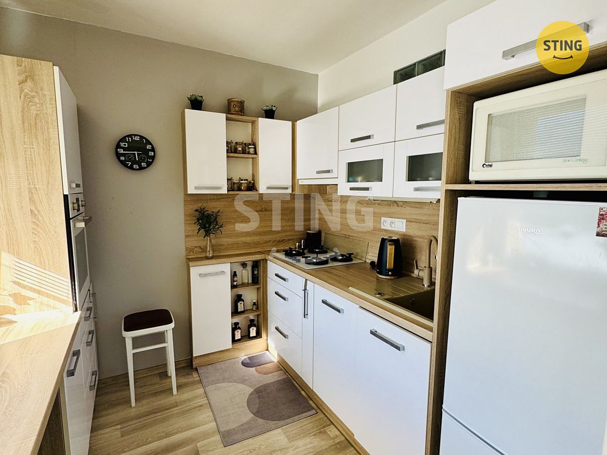 Pronájem bytu 2+1 54 m² – fotografie 2
