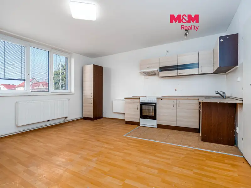 Prodej bytu 2+kk 42 m², Milovice – náhled fotky 1