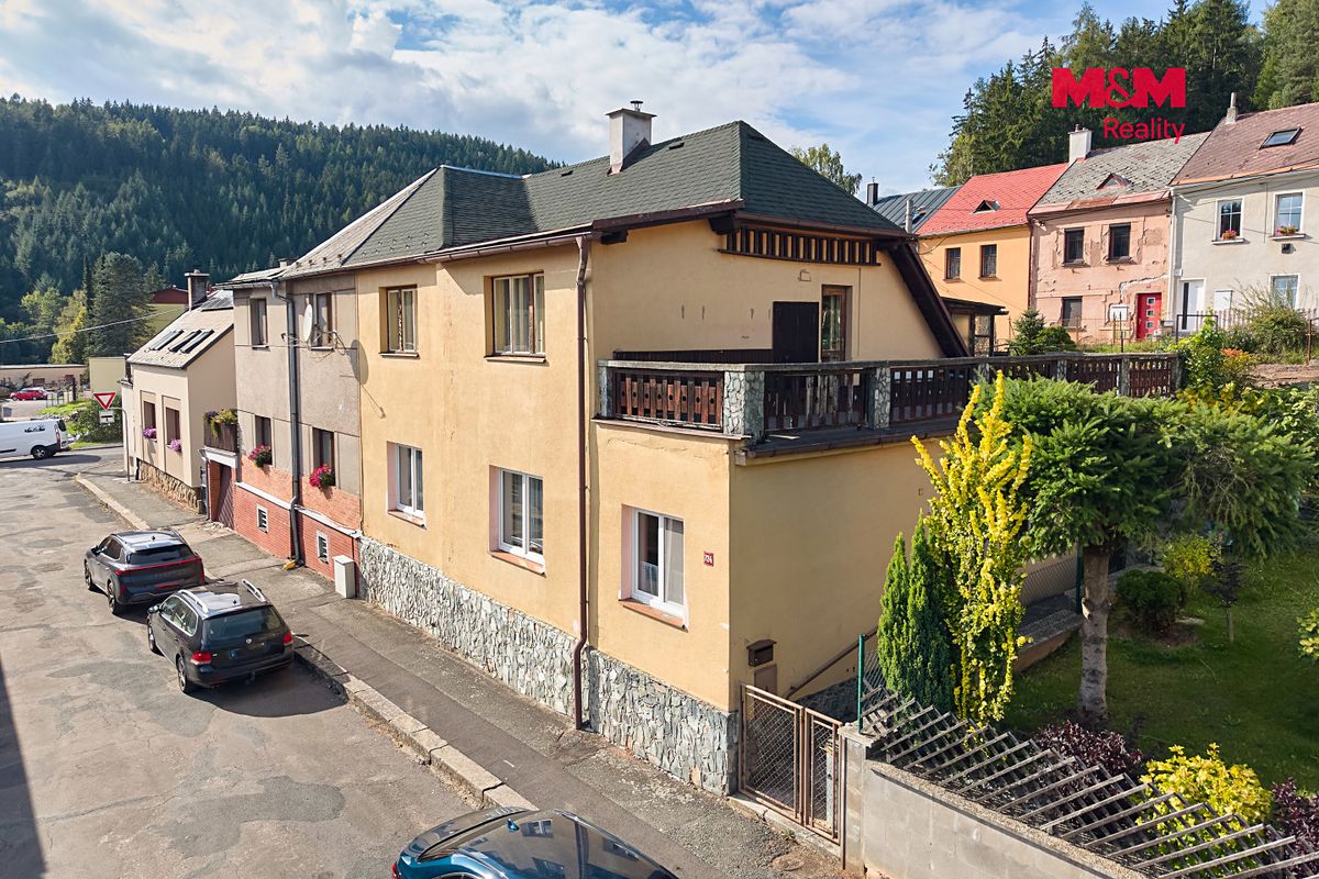 Prodej rodinného domu 210 m², pozemek 336 m² – fotografie 5
