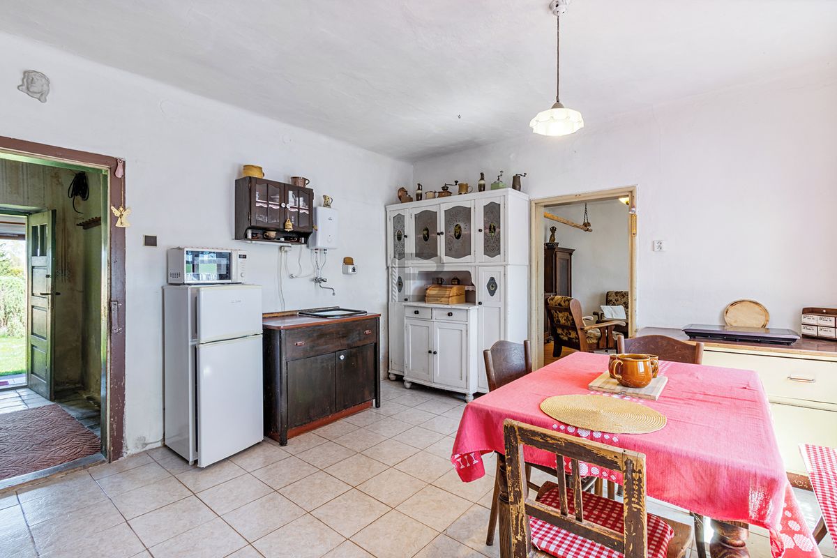 Prodej rodinného domu 85 m², pozemek 599 m² – fotografie 4