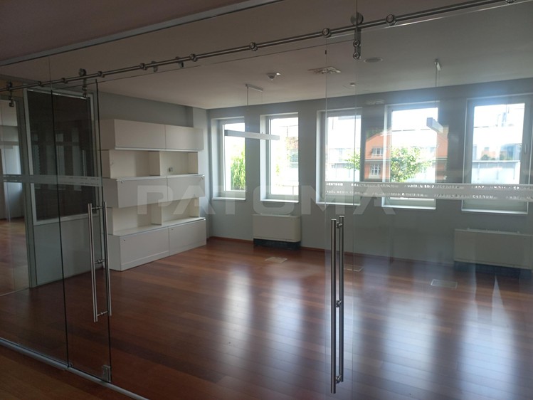 Комерційне приміщення в оренду, 2 208 м² (8 з 18)