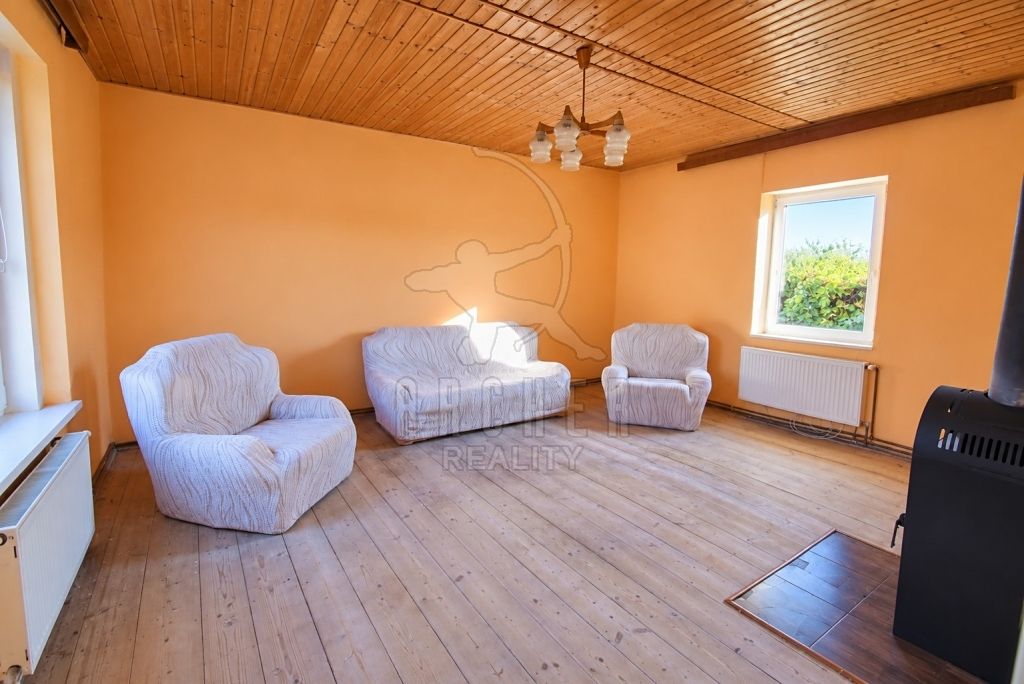 Prodej rodinného domu 78 m², pozemek 910 m² – fotografie 4