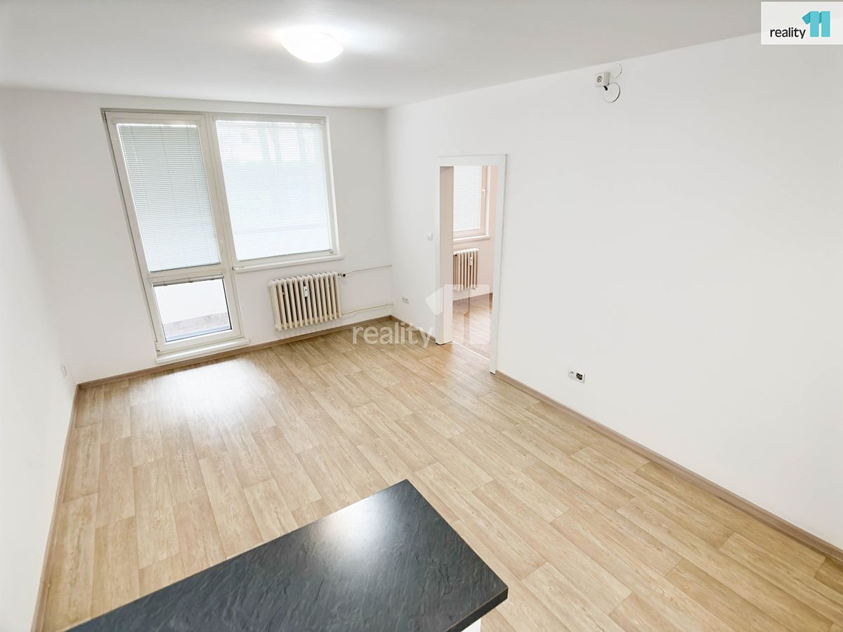 Pronájem bytu 2+kk 38 m² – fotografie 5