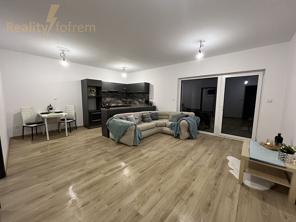 Prodej rodinného domu 55 m², pozemek 185 m² – fotografie 3