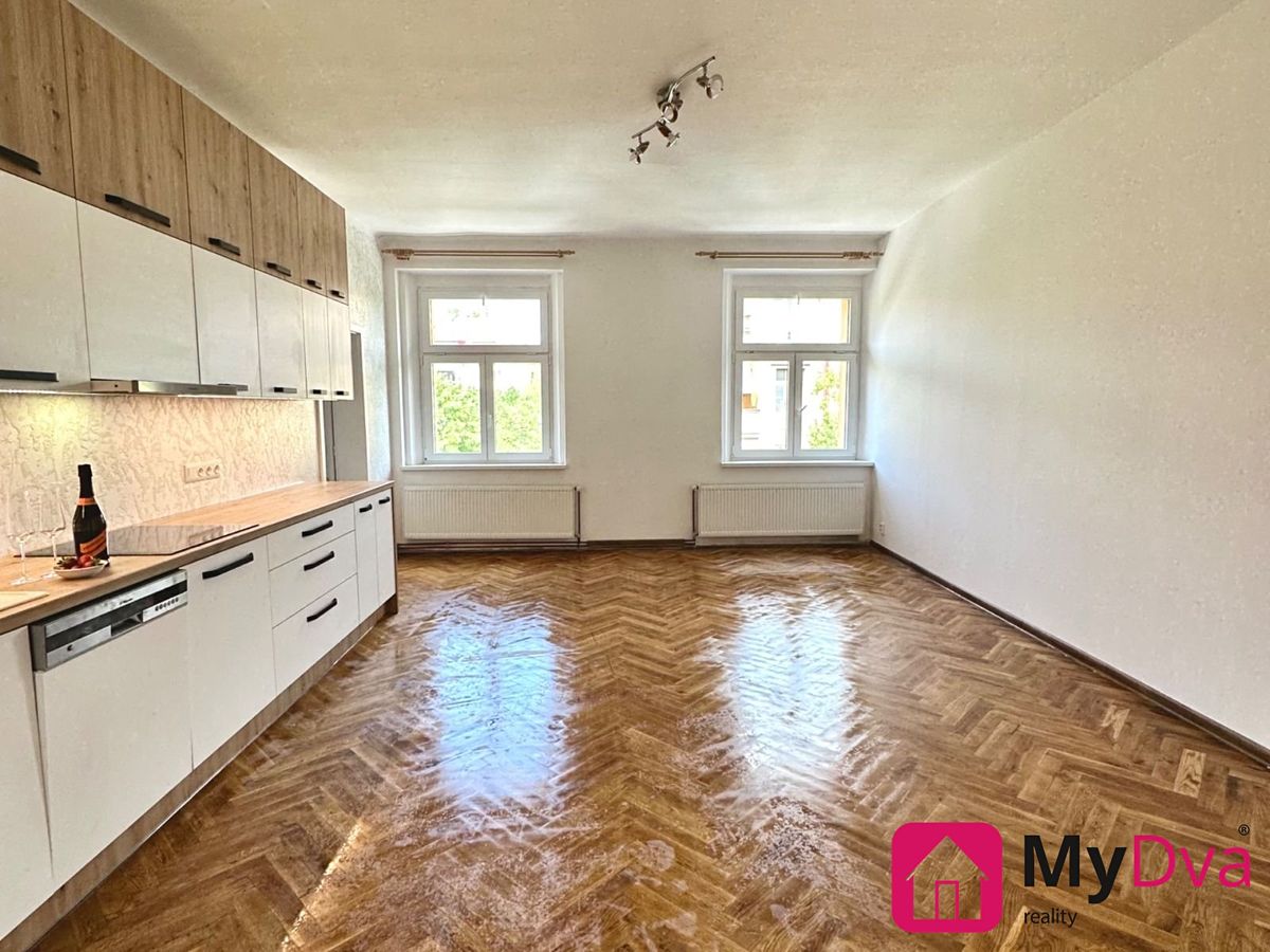 Pronájem bytu 2+kk 80 m²