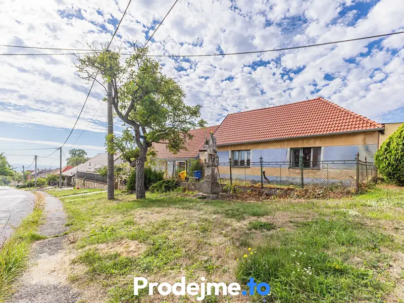 Prodej rodinného domu 386 m², pozemek 616 m², Znojmo – náhled fotky 1