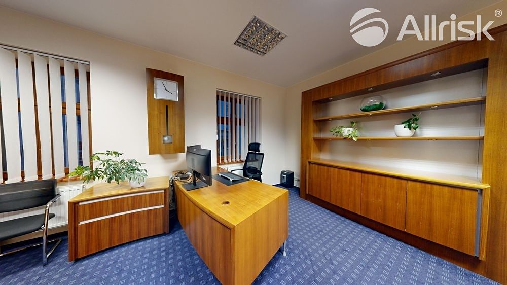 Pronájem kanceláře 67 m² – fotografie 2