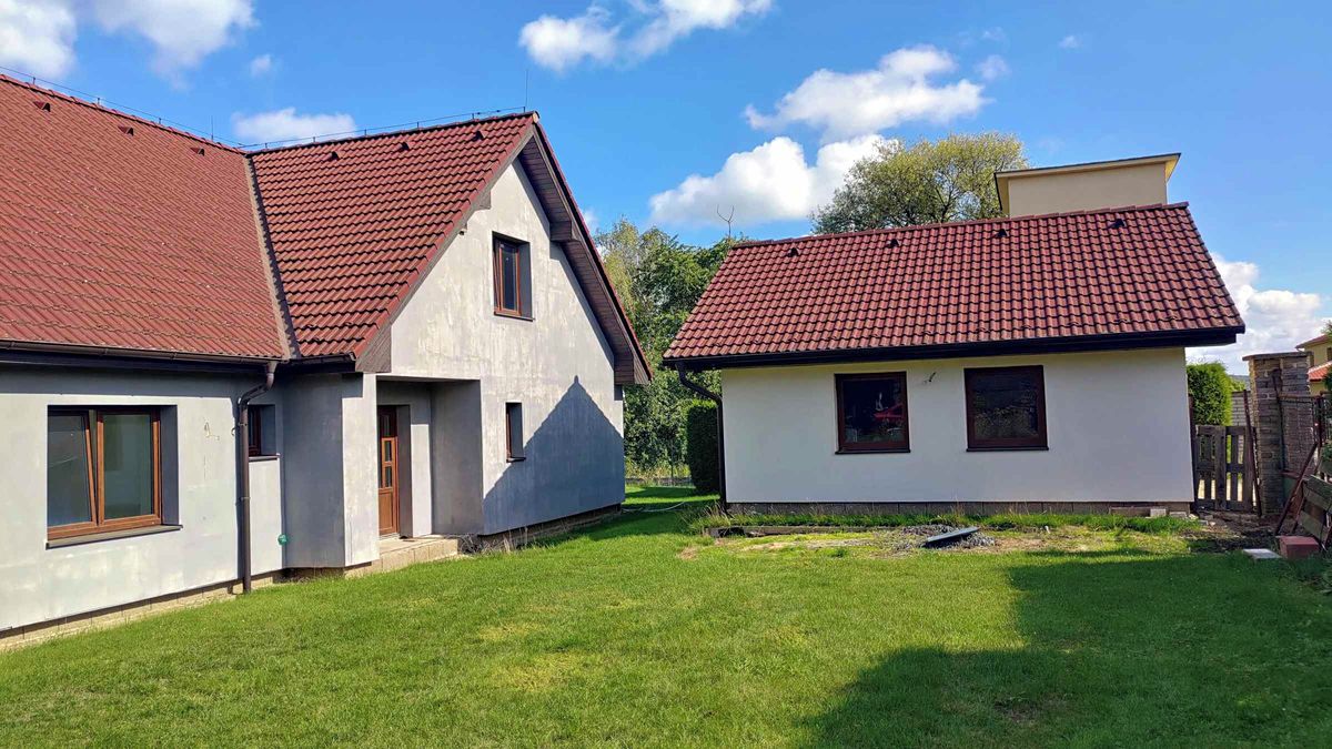 Prodej vily 256 m², pozemek 1803 m² – fotografie 5