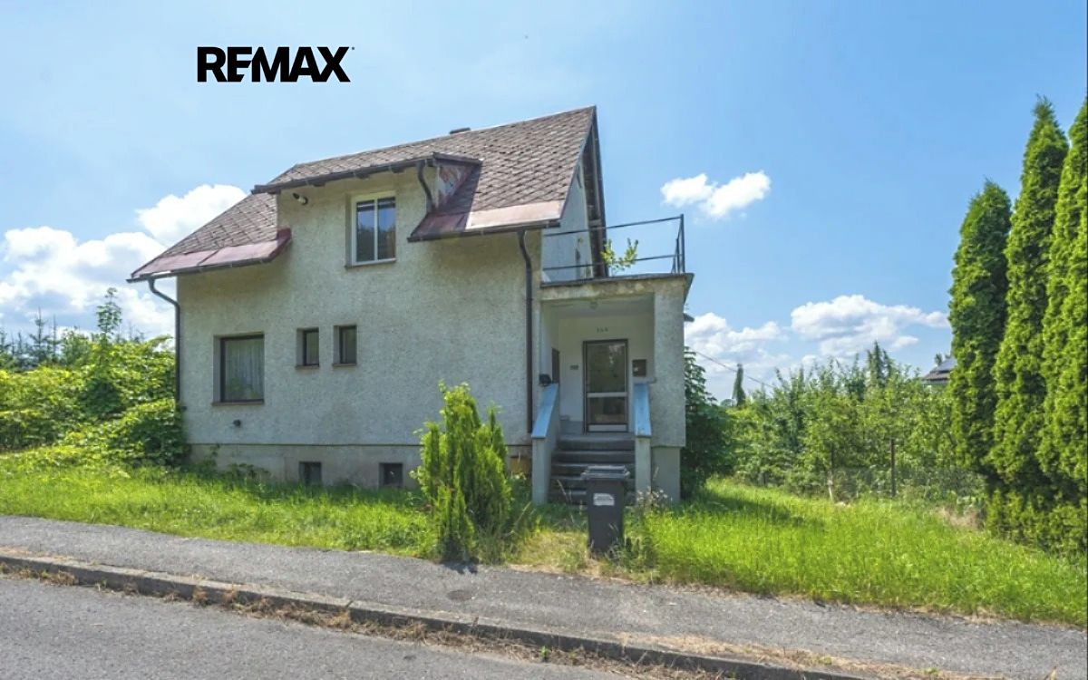 Prodej rodinného domu 200 m², pozemek 995 m²