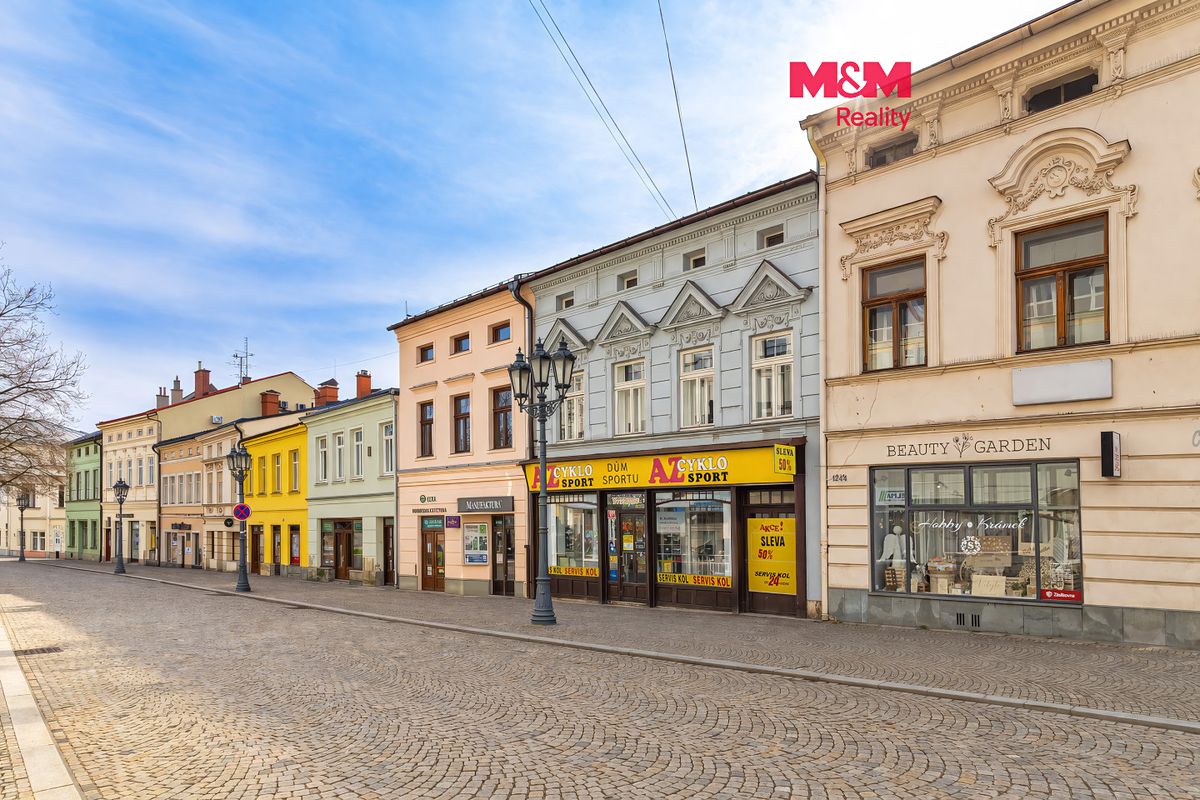 Prodej rodinného domu 300 m², pozemek 312 m²