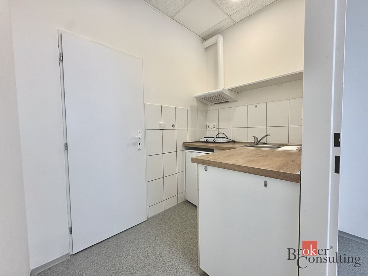 Pronájem bytu 2+1 40 m² – fotografie 5