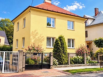 Prodej vícegeneračního domu 350 m², pozemek 636 m²