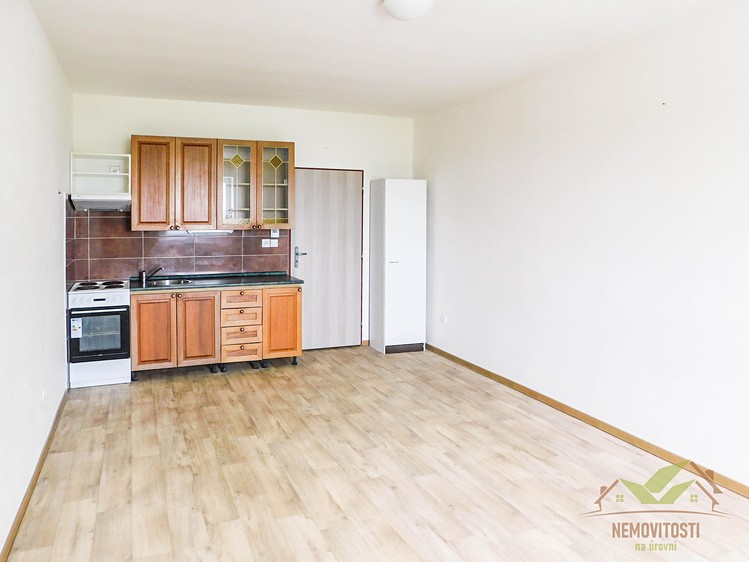 Квартира 1+kk в оренду, 30 м² (2 з 15)