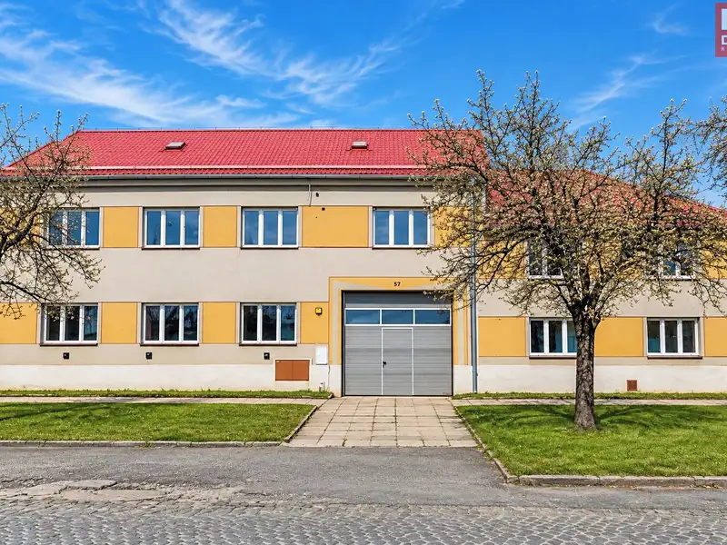 Prodej rodinného domu 350 m², pozemek 2531 m², Moravičany – náhled fotky 2