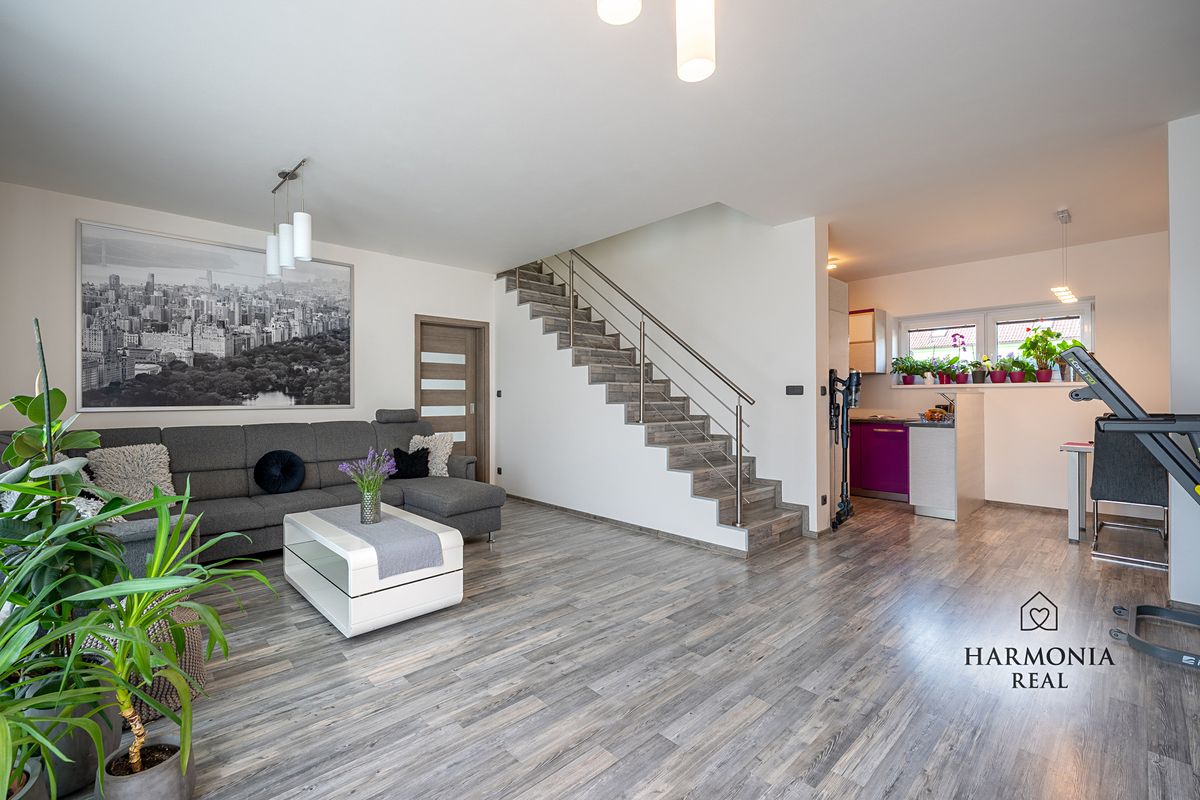 Prodej rodinného domu 113 m², pozemek 354 m² – fotografie 3