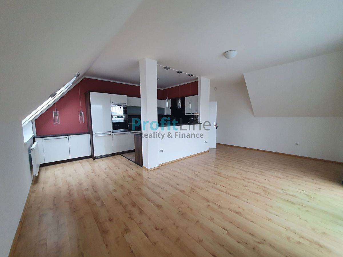 Pronájem bytu 3+kk 98 m² – fotografie 5