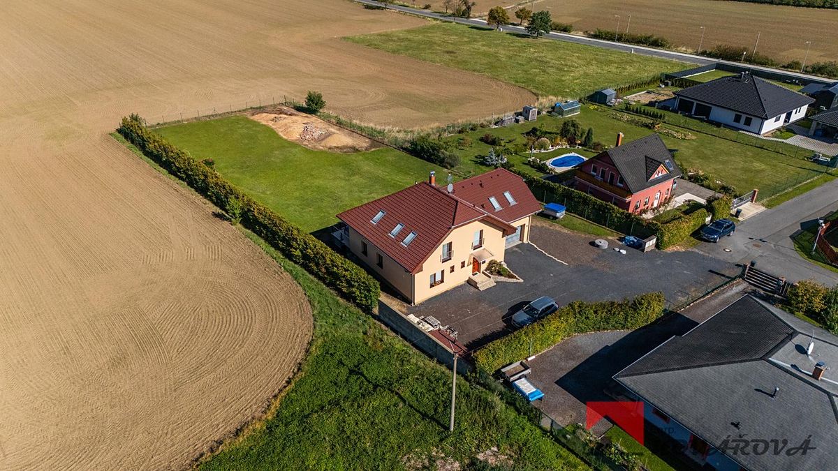 Prodej rodinného domu 346 m², pozemek 2669 m² – fotografie 5