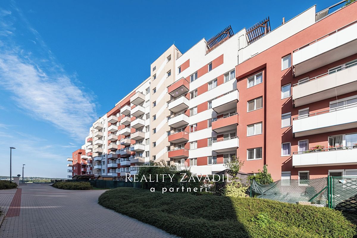 Pronájem bytu 2+kk 52 m² – fotografie 2