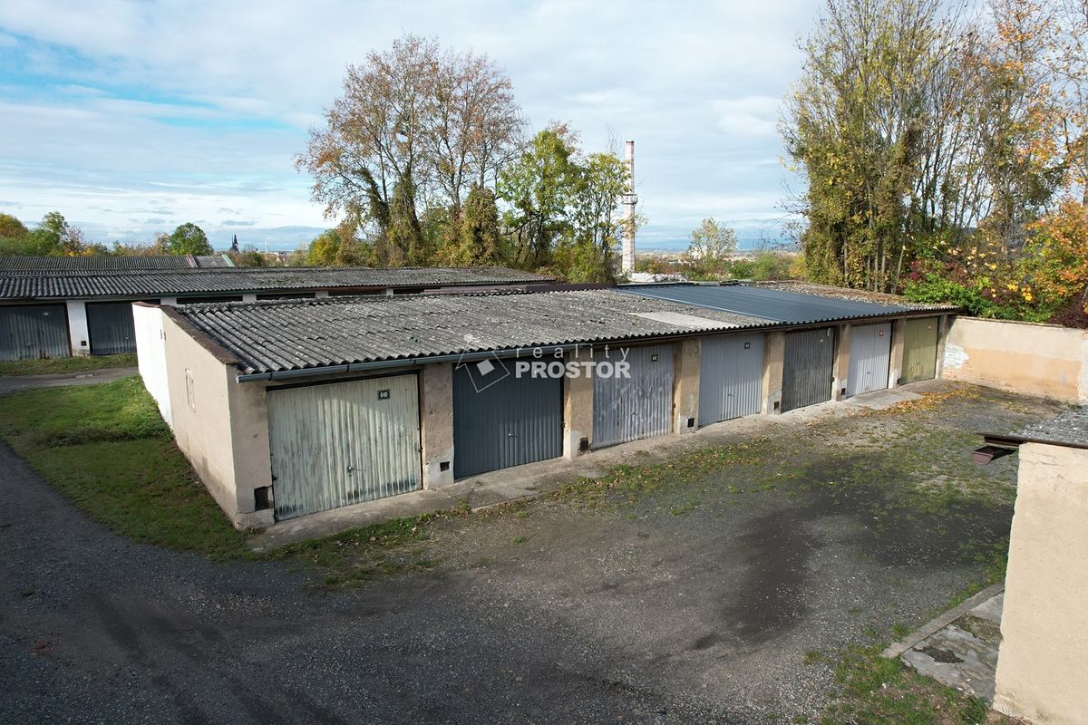 Pronájem garáže 18 m² – fotografie 3