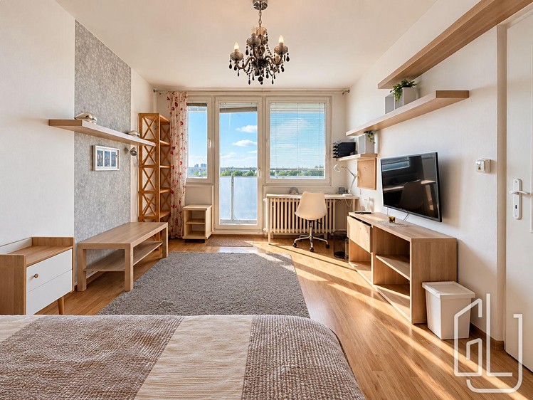 Квартира 1+1 на продаж, 36 м² (2 з 14)