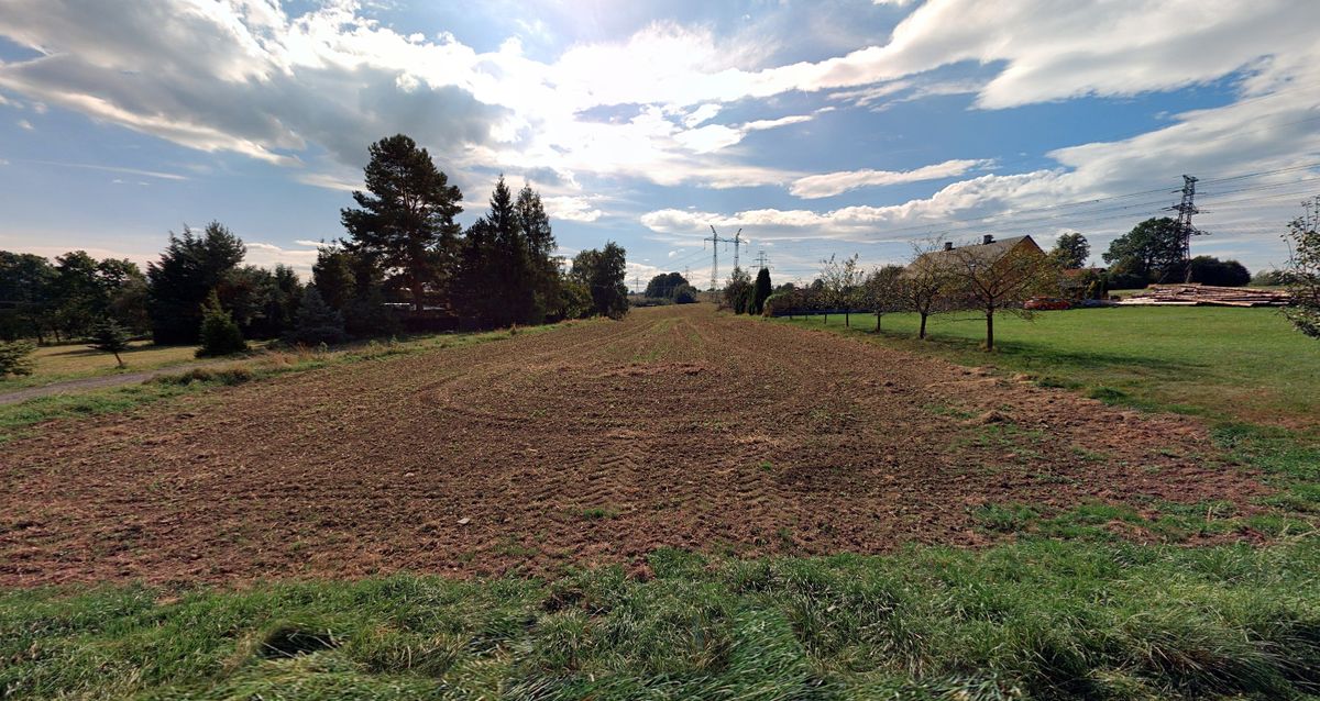 Prodej pole 8756 m²