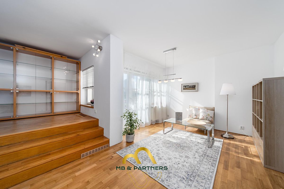 Pronájem bytu 3+kk 85 m² – fotografie 4