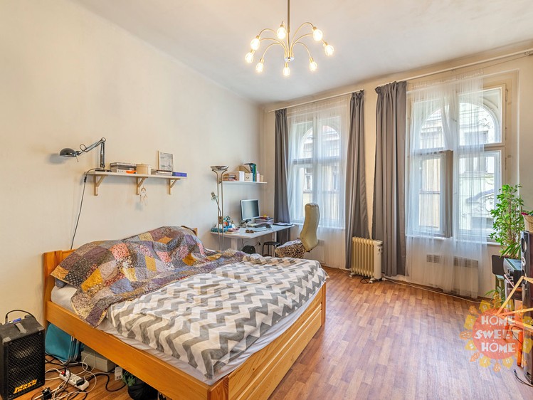 Pronájem bytu 2+1, 75 m² (2 z 12)