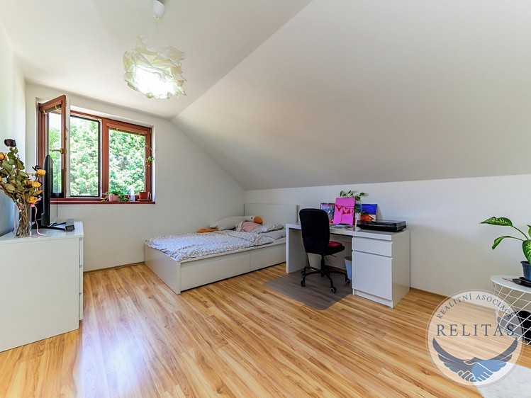 Prodej domu, 229 m² (22 z 32)